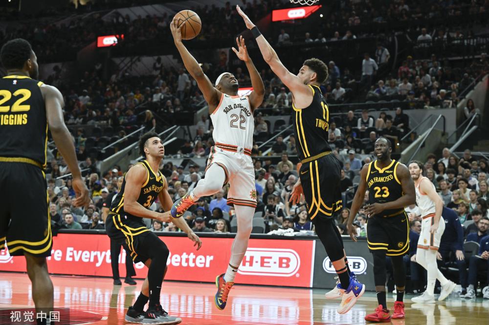 了足球比赛 了足球比赛