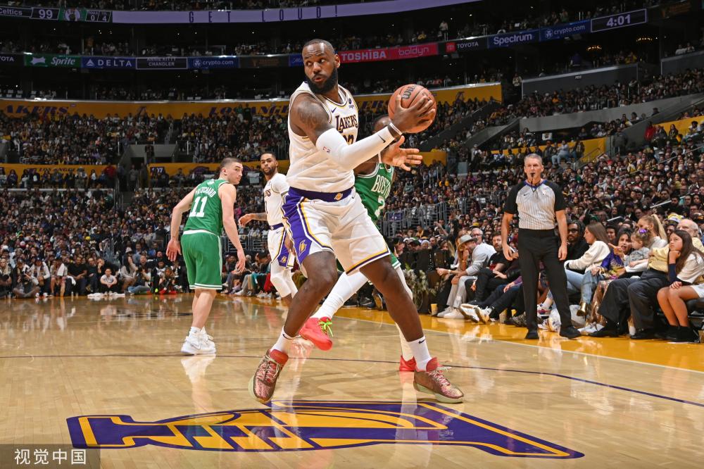 在高强度逼 在高强度逼